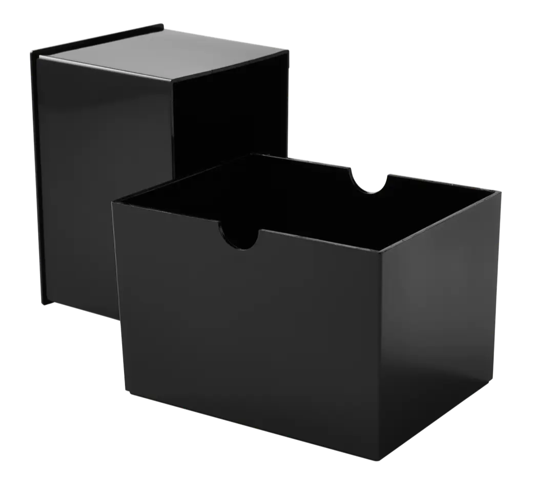 Dragon Shield stapelbare deckbox in de kleur zwart. Te kopen bij Spellcast.